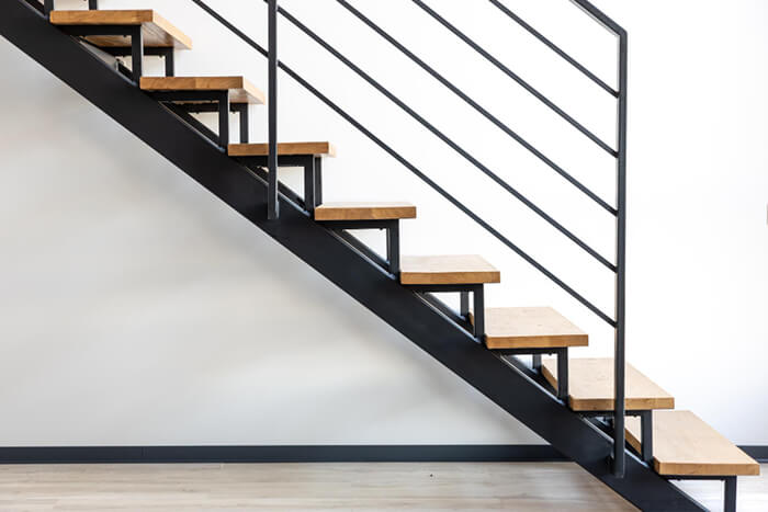 Металлическая лестница