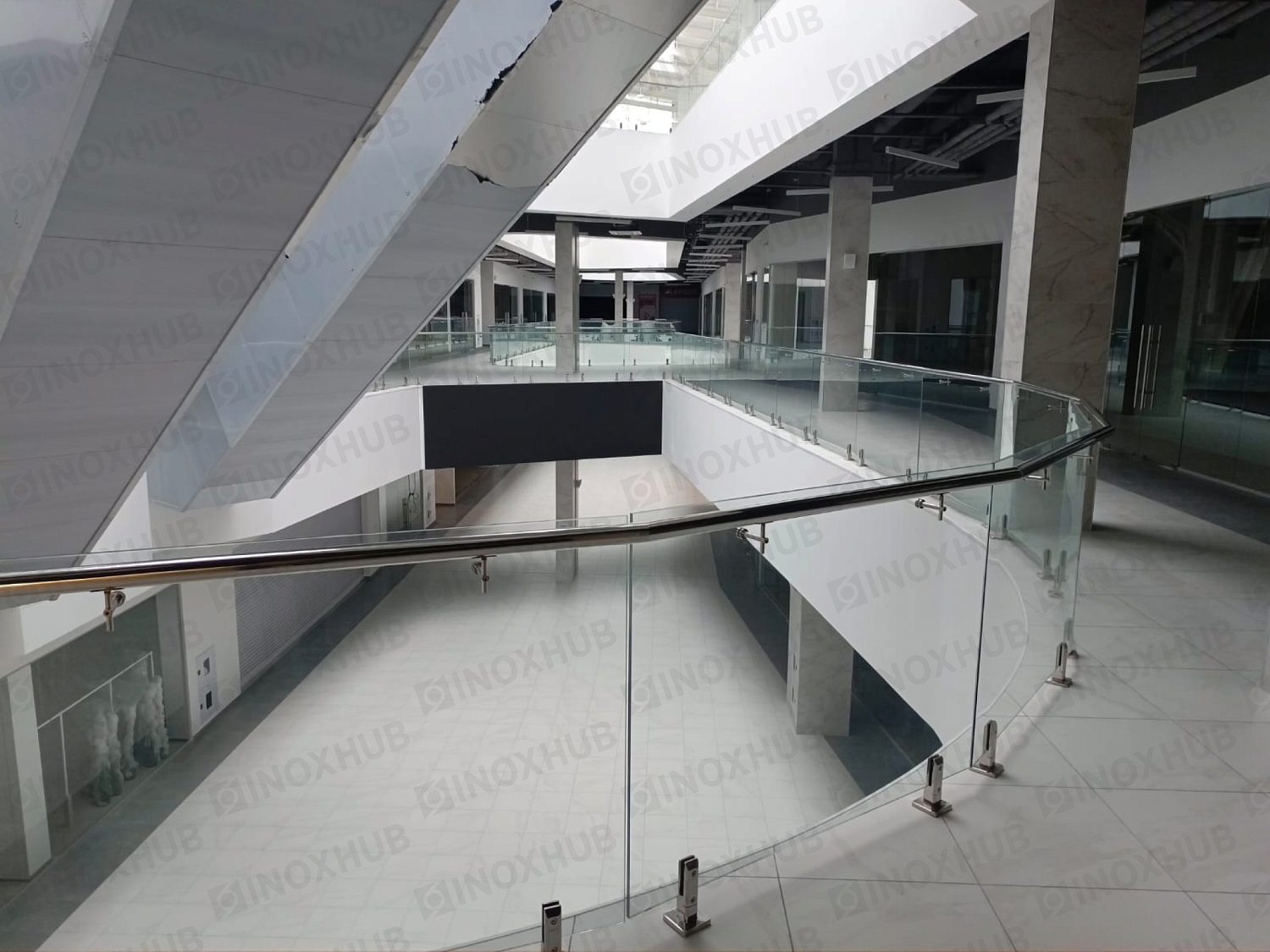 Проект стеклянные ограждения в ТЦ г. Ставрополь