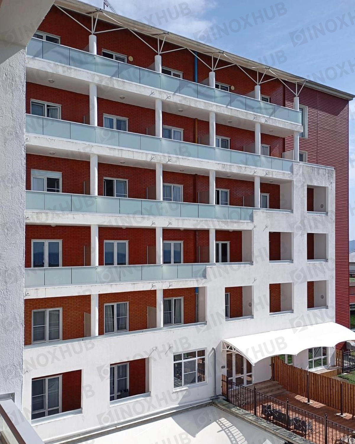 Проект стеклянные ограждения "Белая Русь", Краснодарский край