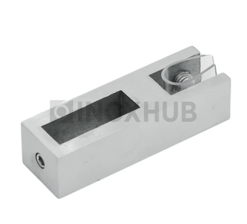 Держатель стекла (345 SSS) вертикальный, штанга 30×10 мм, нерж. сталь матовая